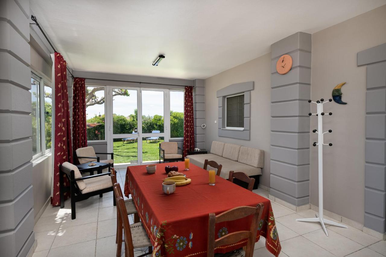 Villa Petrakis Afrathias Garden House Kalamaki  Exterior foto